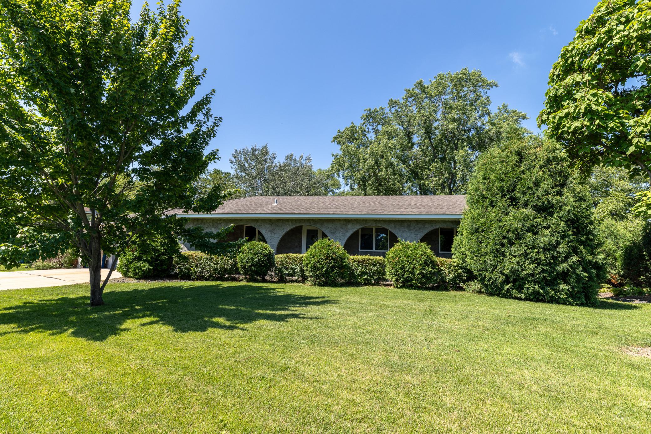 10046 Park Avenue