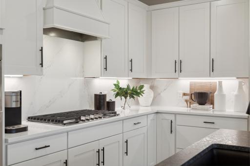 Pulte_19496 Everfield Ave_019.jpg