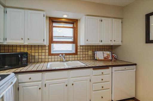 1263 Minnehaha Avenue W, Saint Paul, MN 55104
