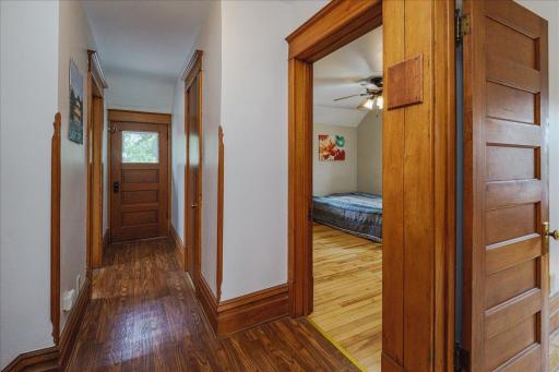 1263 Minnehaha Avenue W, Saint Paul, MN 55104