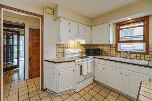 1263 Minnehaha Avenue W, Saint Paul, MN 55104