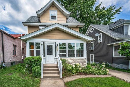 1263 Minnehaha Avenue W, Saint Paul, MN 55104