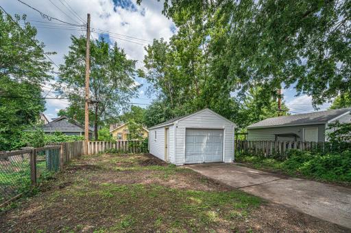 1263 Minnehaha Avenue W, Saint Paul, MN 55104