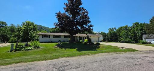Photo for 1503 Claudia Avenue, La Crescent, MN 55947 - listing #7108187 1503 Claudia Avenue, La Crescent, MN 55947