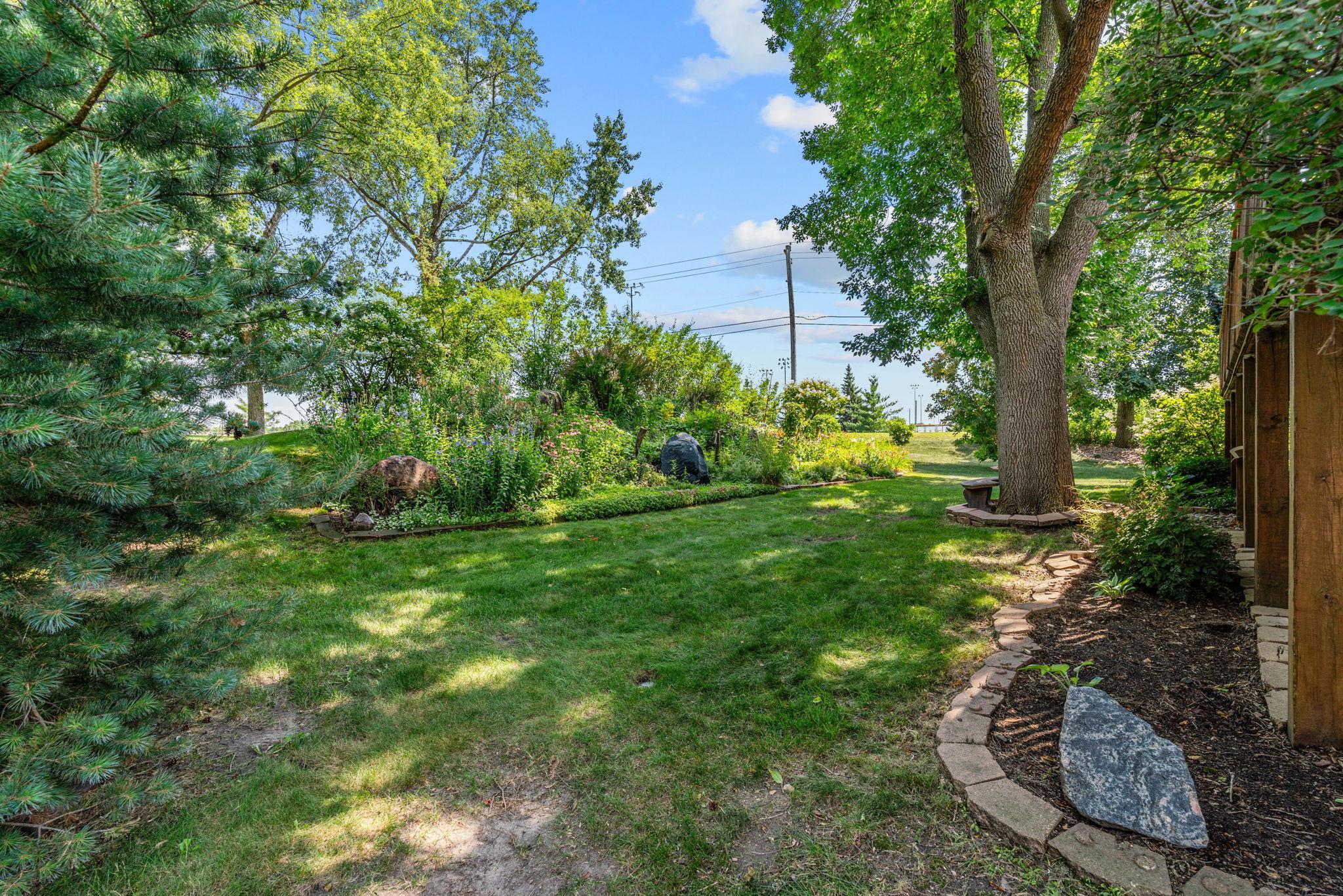 10717 Yukon Ave S, Bloomington, MN