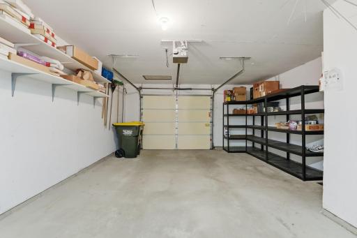 2706 9th Street SW, Willmar, MN 56201