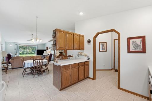 2706 9th Street SW, Willmar, MN 56201