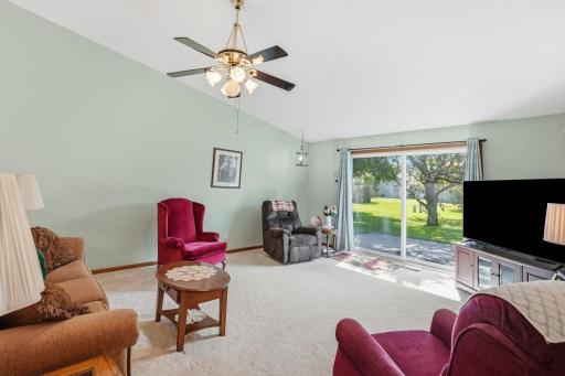 2706 9th Street SW, Willmar, MN 56201