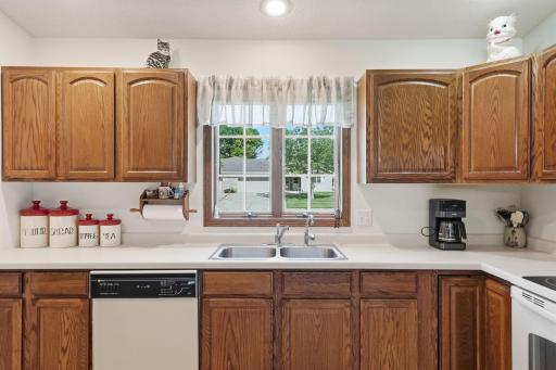 2706 9th Street SW, Willmar, MN 56201