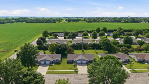 2706 9th Street SW, Willmar, MN 56201