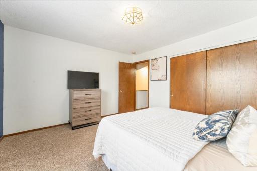Generously sized room