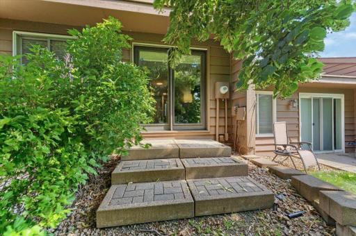 Steps to your backyard green space