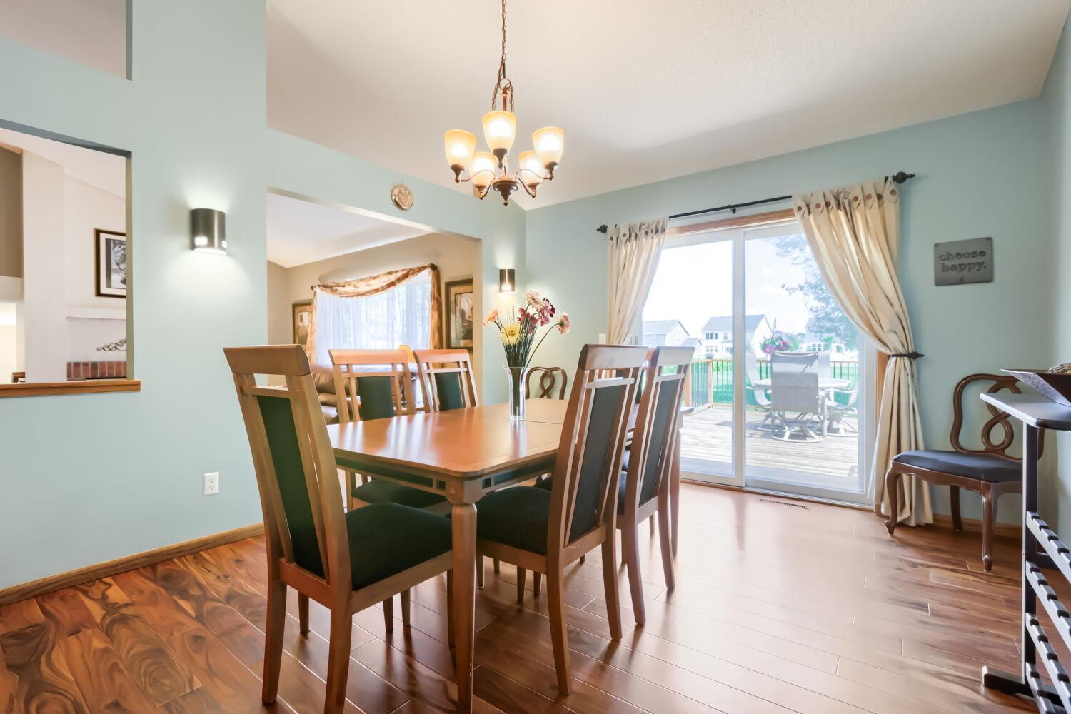 7901 Lilac Ln - Web Quality - 018 - 10 Dining Room.jpg