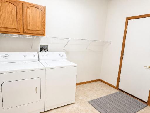 1246 Vernon Drive, Carver, MN 55315