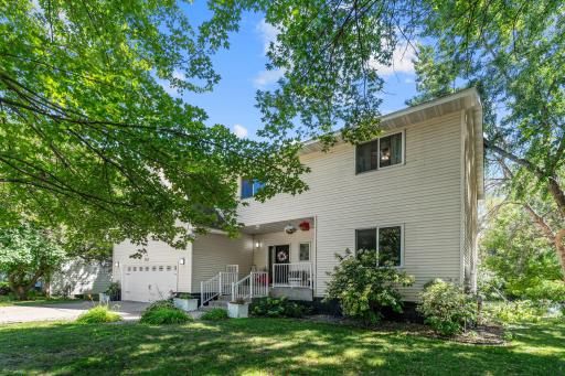 7117 Courtly Road, Saint Paul, MN 55125