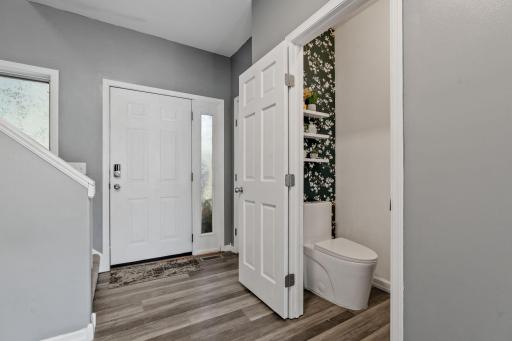 7117 Courtly Road, Saint Paul, MN 55125