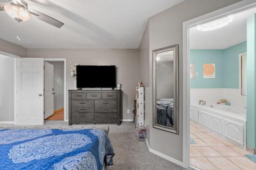 7117 Courtly Road, Saint Paul, MN 55125