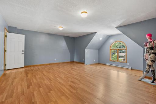 7117 Courtly Road, Saint Paul, MN 55125
