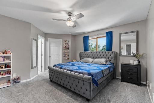 7117 Courtly Road, Saint Paul, MN 55125