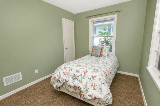 822 Westwood Drive SW, Alexandria, MN 56308