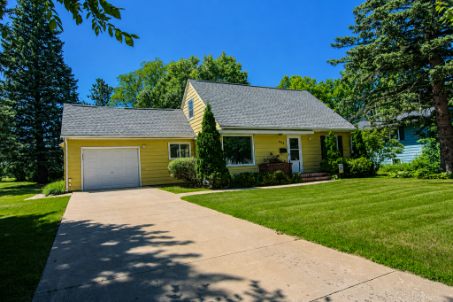 822 Westwood Drive SW, Alexandria, MN 56308