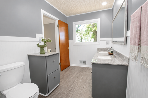 822 Westwood Drive SW, Alexandria, MN 56308