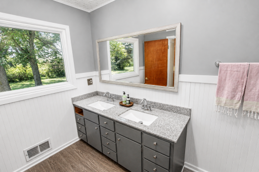 822 Westwood Drive SW, Alexandria, MN 56308