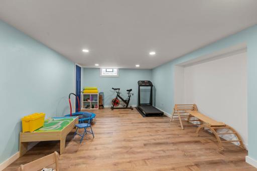 37-web-or-mls-3255 Hwy 55-181.jpg