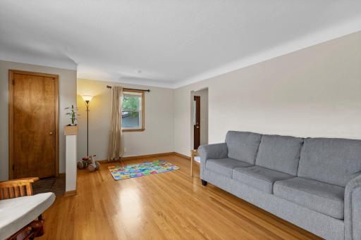 20-web-or-mls-3255 Hwy 55-86.jpg