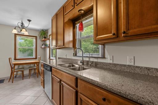 23-web-or-mls-3255 Hwy 55-133.jpg