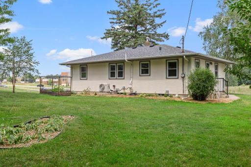 45-web-or-mls-3255 Hwy 55-208.jpg
