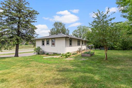 47-web-or-mls-3255 Hwy 55-218.jpg