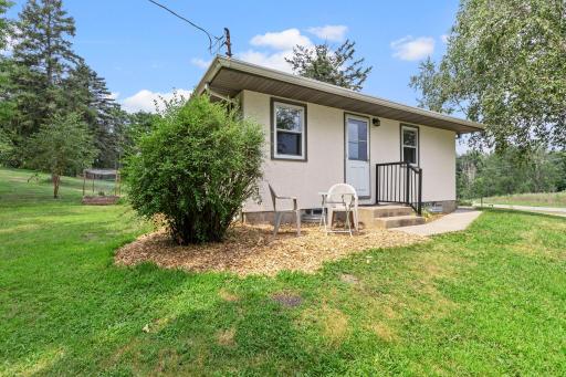 43-web-or-mls-3255 Hwy 55-198.jpg