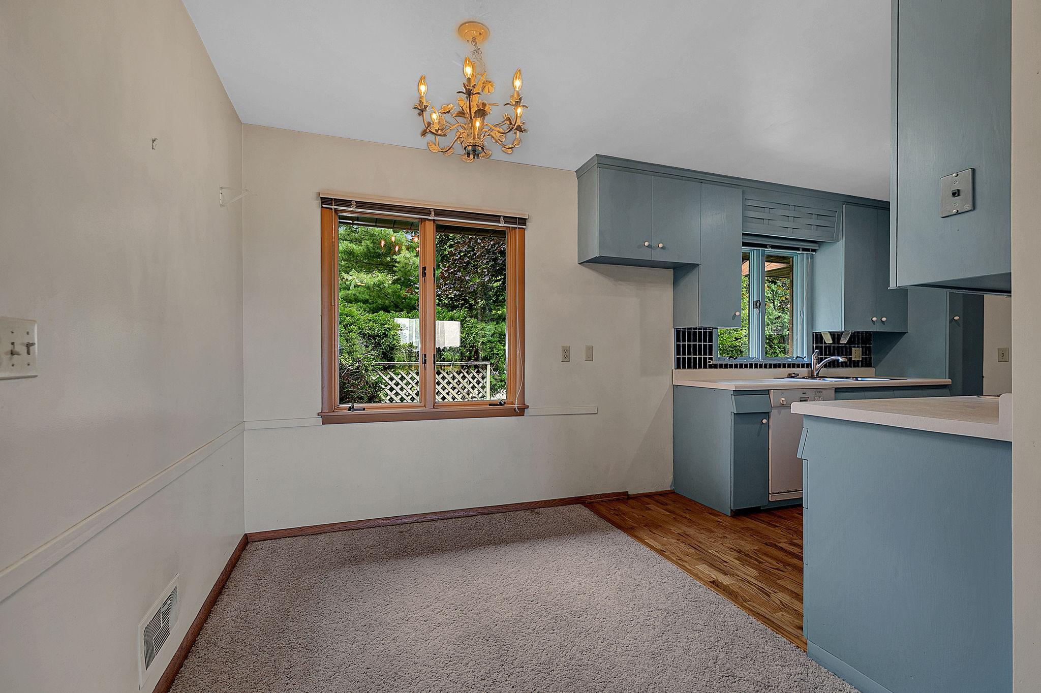 Dinette Off the Kitchen