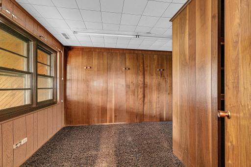 Flex Room - Office Space - Storage Room - Lots of Options