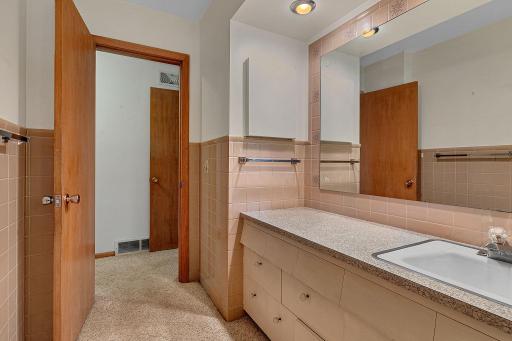 Great Countertop Space