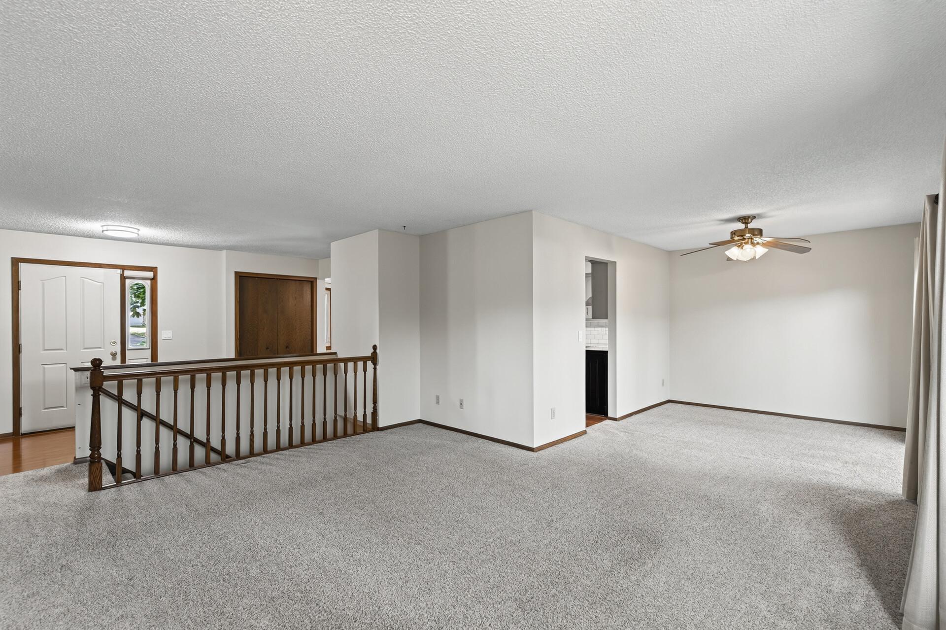 10_12912_18th_Ave_S10_mls.jpg