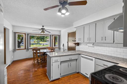 11_12912_18th_Ave_S11_mls.jpg