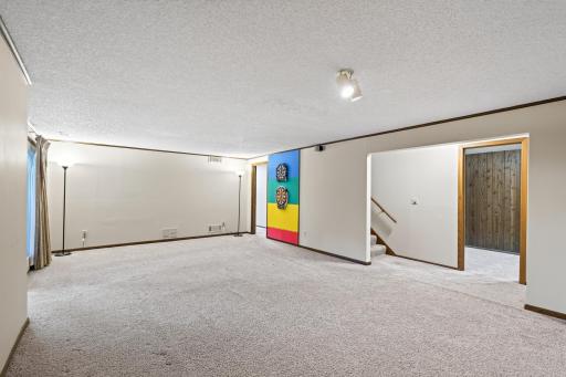 32_12912_18th_Ave_S32_mls.jpg