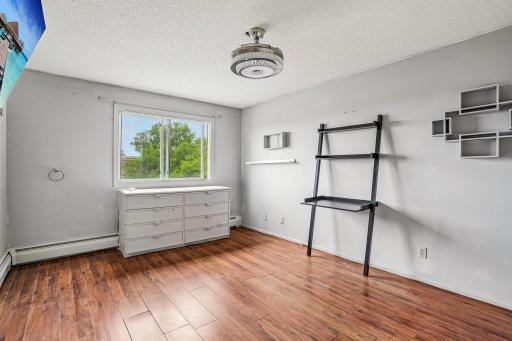 29-web-or-mls-41st Ave 302-S1107-029.jpg