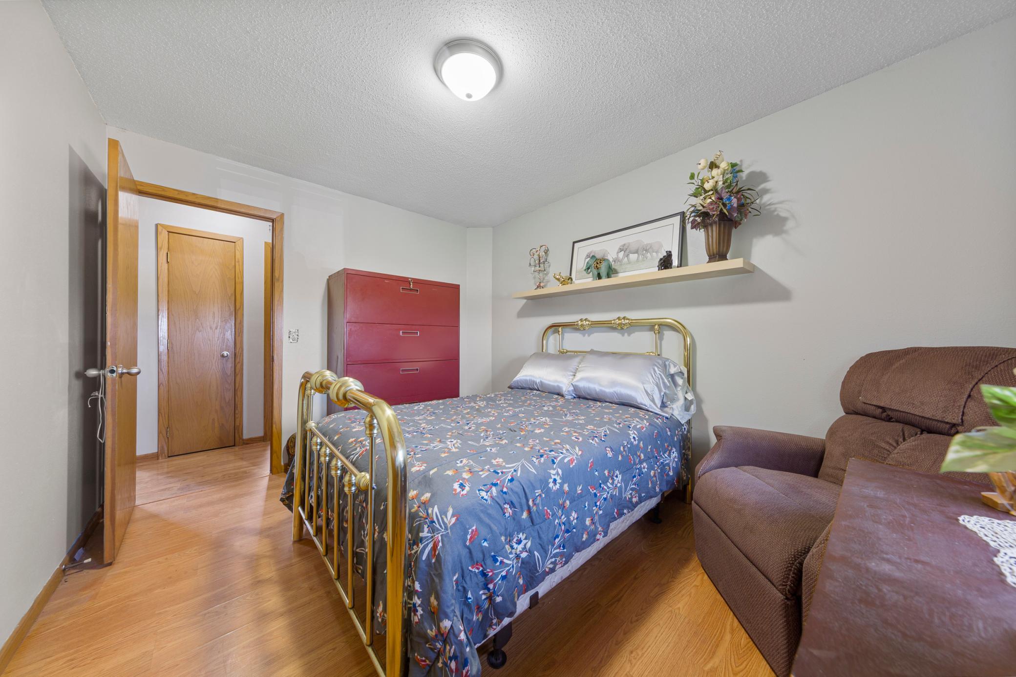 27 bedroom 3.jpg