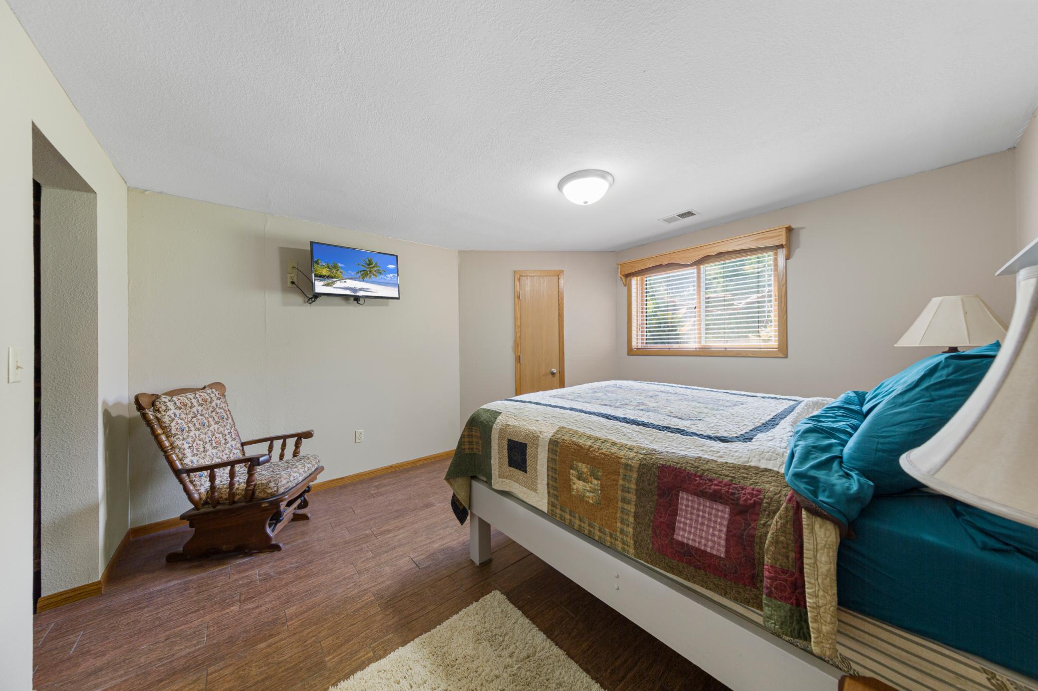 34 bedroom 4_lower.jpg