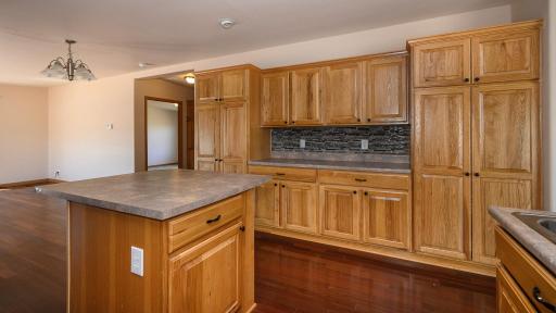 759 SW Jacob Lane SW, Linton, ND 58552
