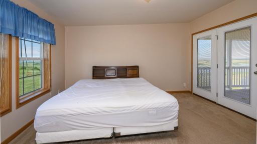 759 SW Jacob Lane SW, Linton, ND 58552
