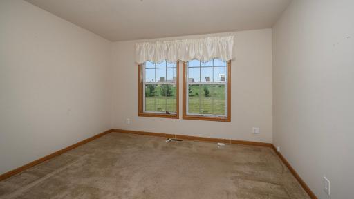 759 SW Jacob Lane SW, Linton, ND 58552