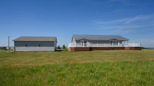 759 SW Jacob Lane SW, Linton, ND 58552