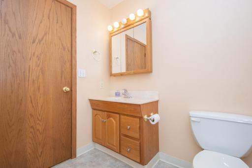 full bathroom upper