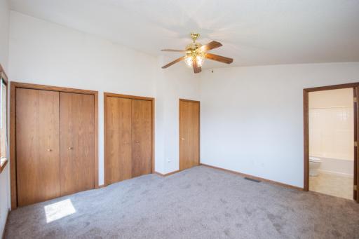 19 primary bedroom
