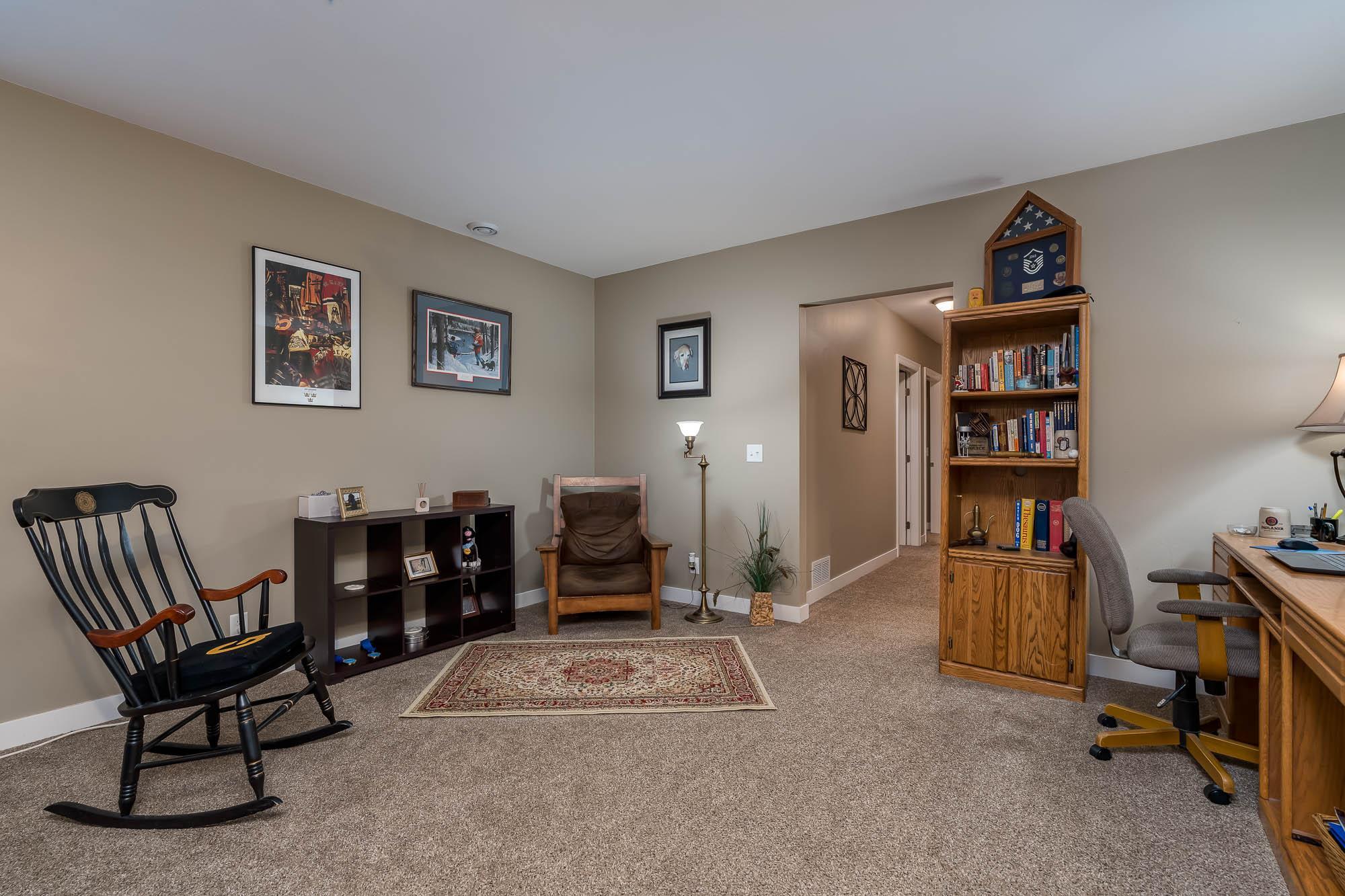 41-print-809-spruce-pl.jpg
