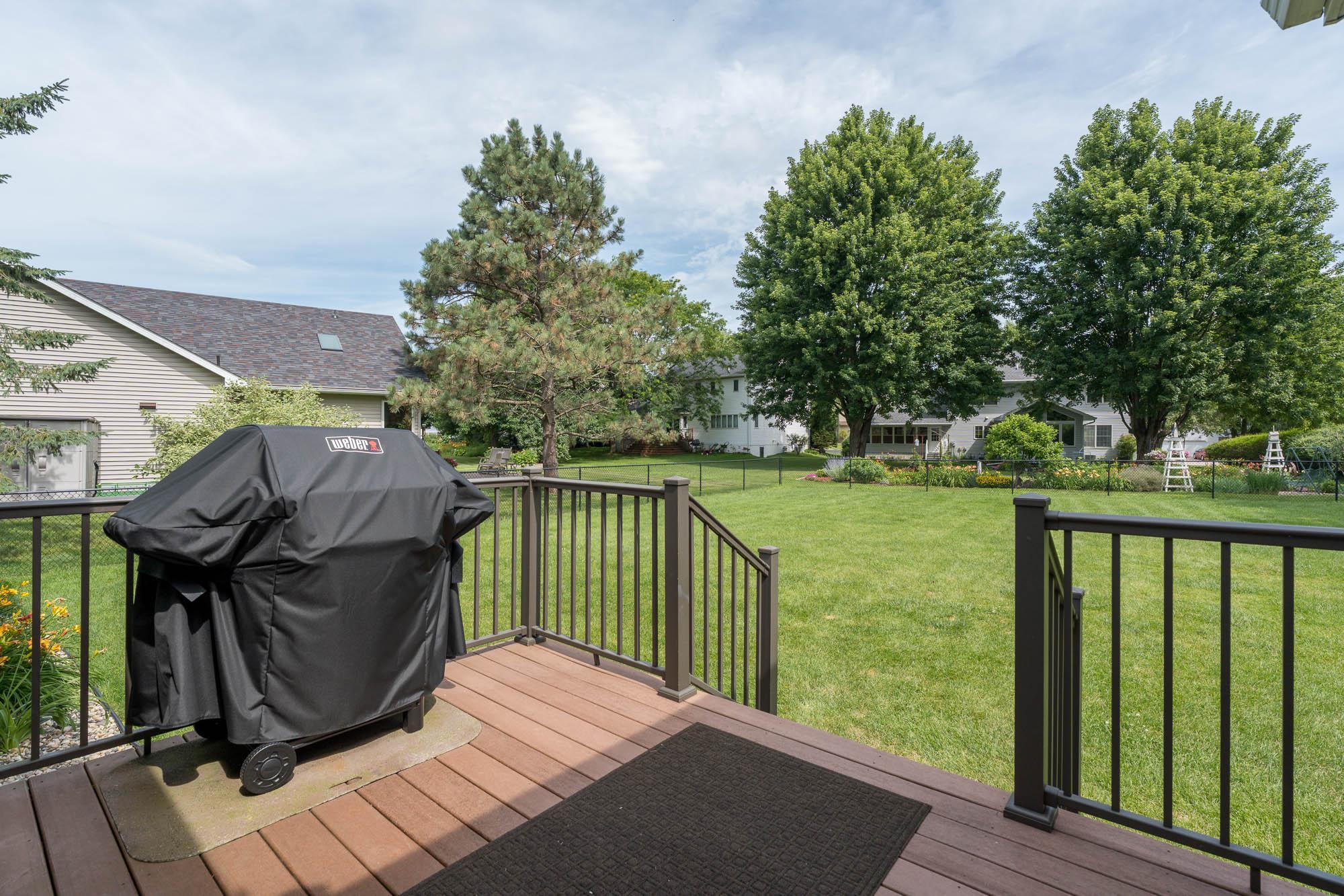 25-print-809-spruce-pl.jpg